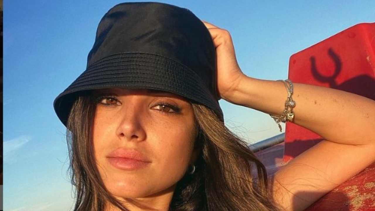 Giusy Meloni, inizia l’estate e la spiaggia è incandescente per lei Giusy Meloni, inizia l’estate e la spiaggia è incandescente per lei