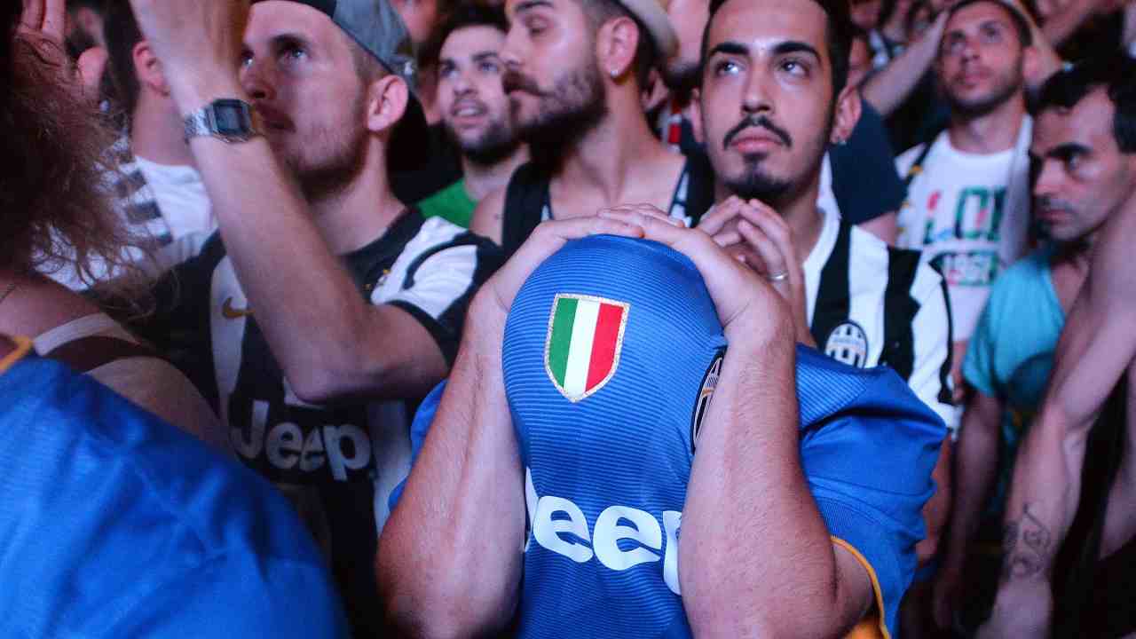 Tifosi Juventus avviliti (Ansa Foto)