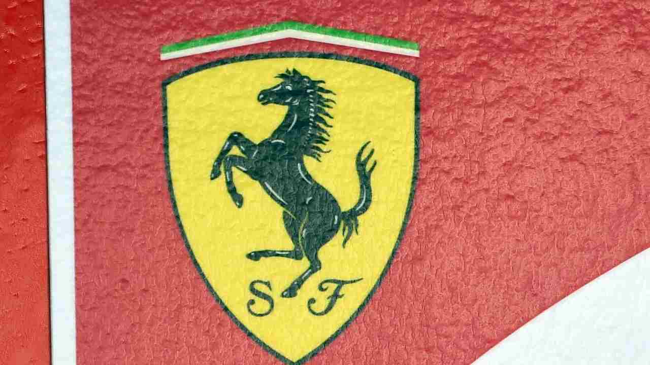 La Ferrari passa all’ibrido: la nuova 296 GTB non ha rivali in strada (Video)