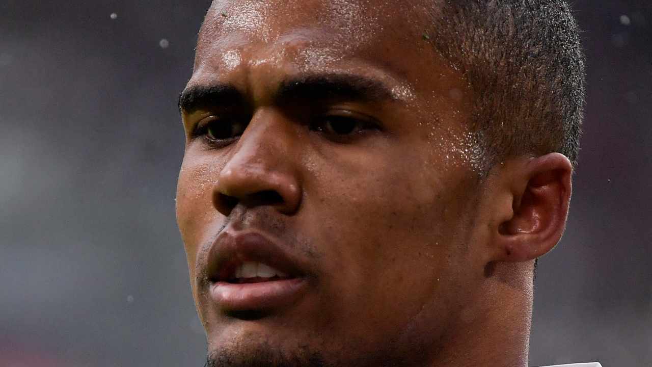 Douglas Costa