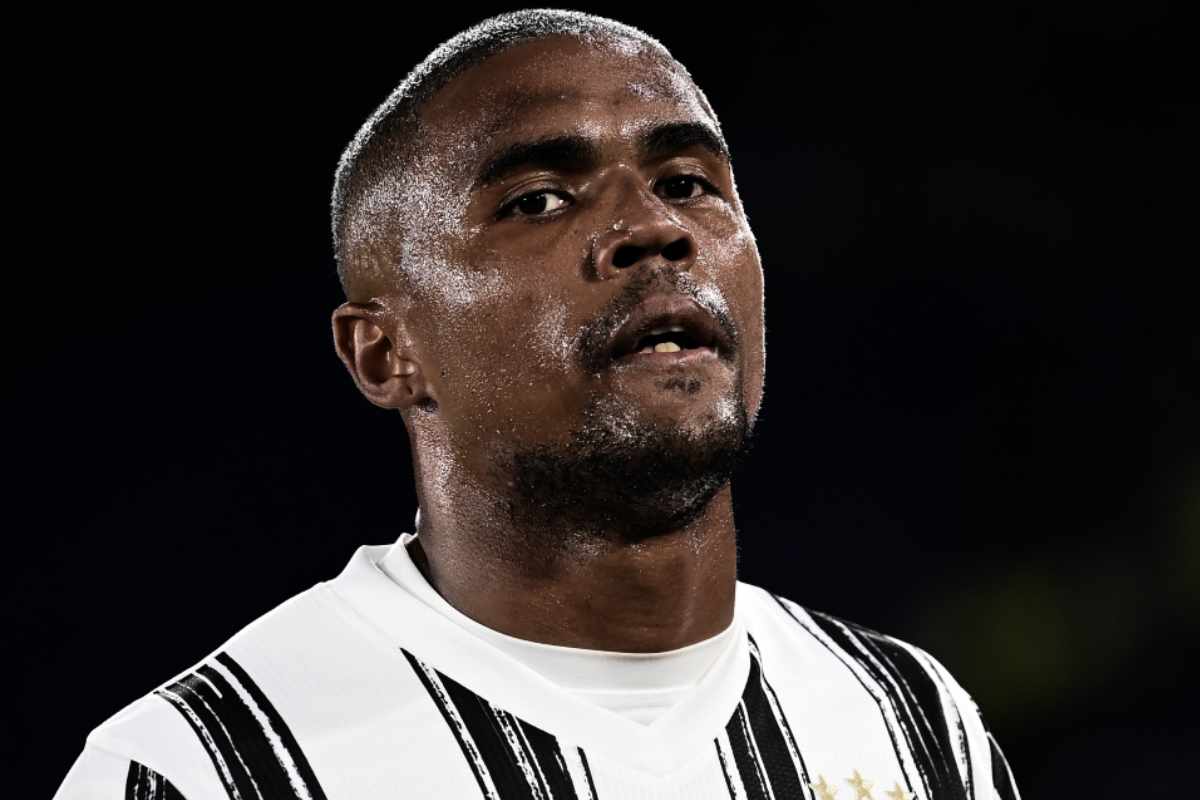 Douglas Costa