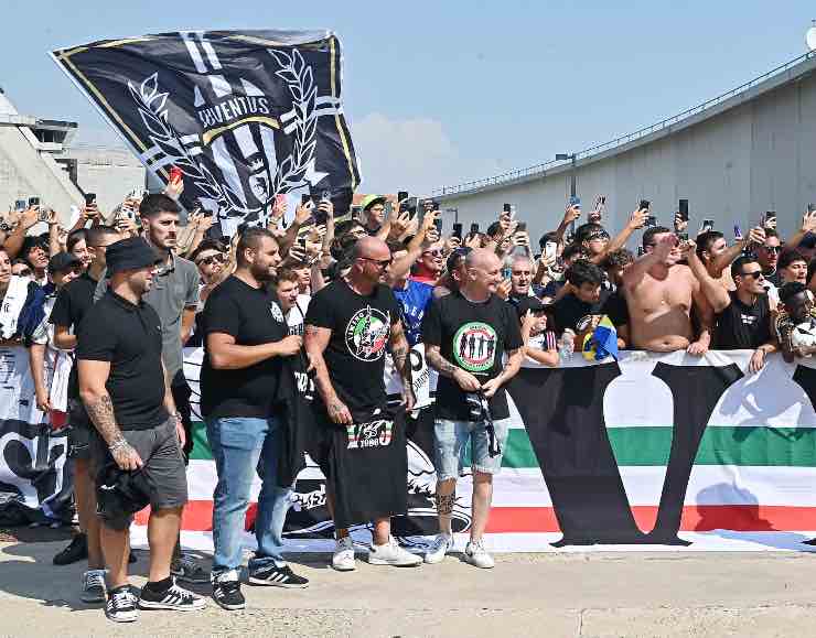 Tifosi Juventus risposta del club